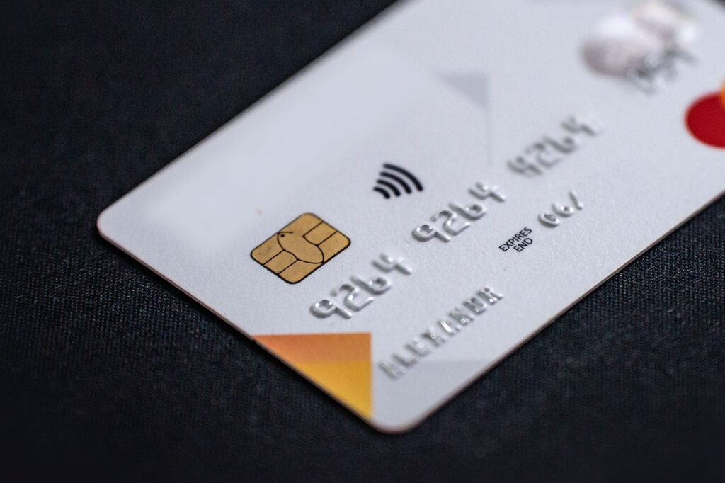Les atouts de la carte Visa Premier pour un usage au quotidien et en voyage
