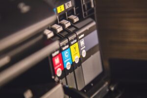 Comment transformer les déchets bureautiques en levier d’éco-responsabilité et de rentabilité pour votre entreprise
